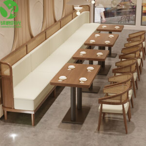 Wooden-chairs-for-rustic-coffee-shops